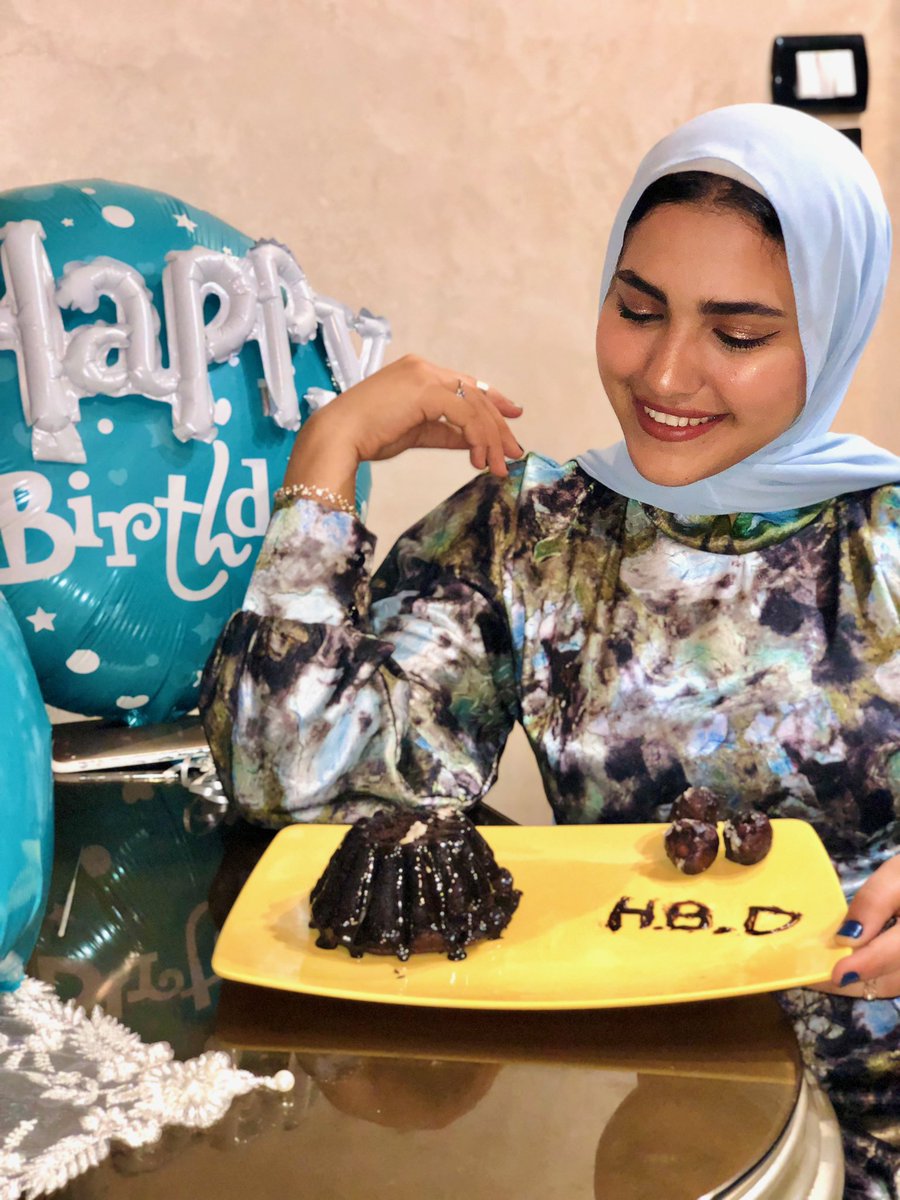 MarimHanon's tweet photo. My birthday 😌💥💖🥳 https://t.co/HZDz9jpdwR