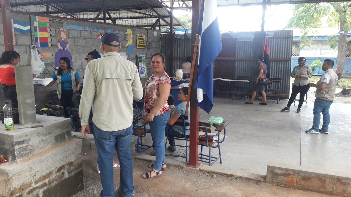 Reconocimiento a una hermosa labor. De un buen trabajo en equipo. Fueron las palabras del representante de <a href="/FAO/">Food and Agriculture Organization</a> nicaragua en la ingnaguracion de los proyectos escolares. Se elaboraron ricos. Y decicioso platillos a base de comida orgánica y nutritiva