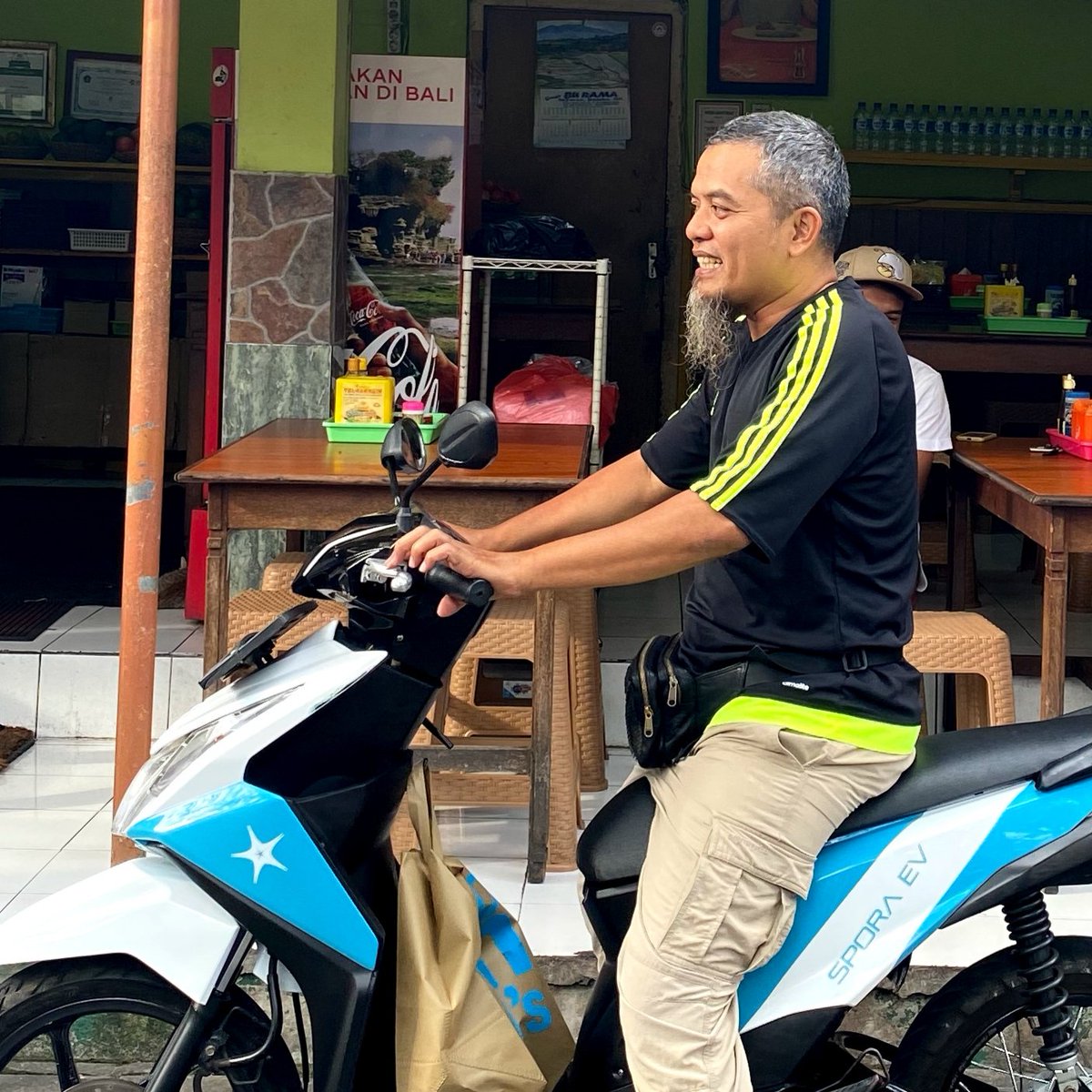 Real electric motorcycle for real people.

#evconversion #conversion #ev2w #electric