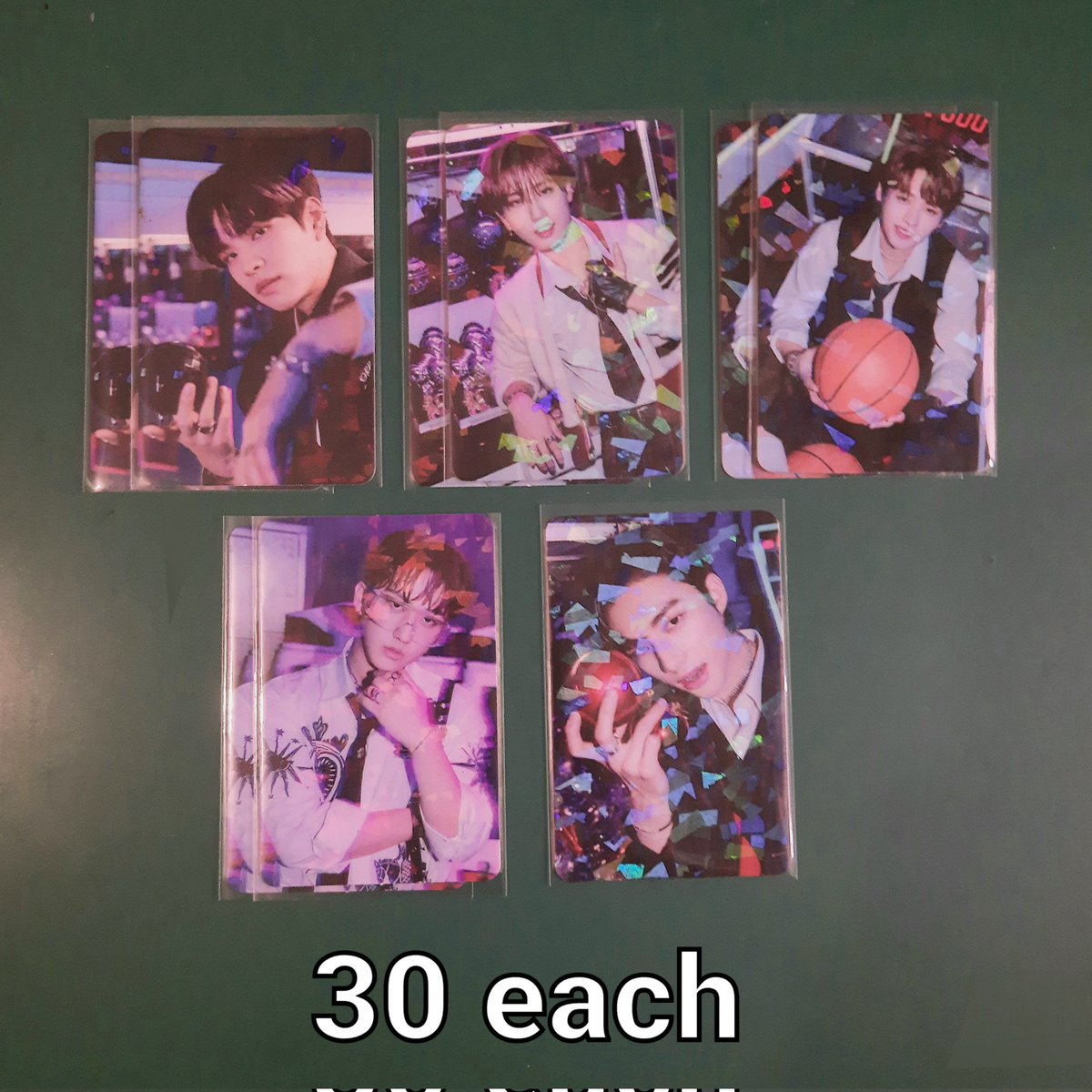1003CB_'s tweet photo. [wts lft ph] #1003CBSells 

♡⃕  CEVEL GLITTER PCS
- 30 ea + pf + lsf
- dm for condi
- payo / 2 days reservation

✦ loc: Laguna
✦ mop: gcash
✦ mod: sco/direct j&amp;t

Reply/DM to claim ^^ 

𖤘 straykids skz cevel christmas evel glitter poca han seungmin leeknow changbin hyunjin https://t.co/B3CU2VjWrm