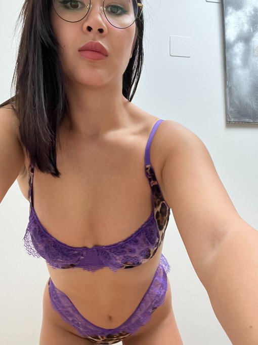 Wouldn&rsquo;t you love to be my neighbor 😍 https://t.co/Goa2vXRjX2<a href="/tag/novaprofilovka"class="tags"><span>#novaprofilovka</span></a>