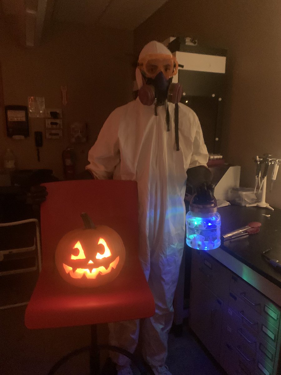 ACSJoliet's tweet photo. The ACS Joliet-sponsored haunted house event a few weeks ago was an immense success according to lead student organizer @AdamCaridi! Thanks to those who volunteered to make this a reality. More thanks to @LewisUniversity for hosting!! @DKLab_LewisU @KisslLab_LewisU #spookyscience https://t.co/pl3kUKwwJT