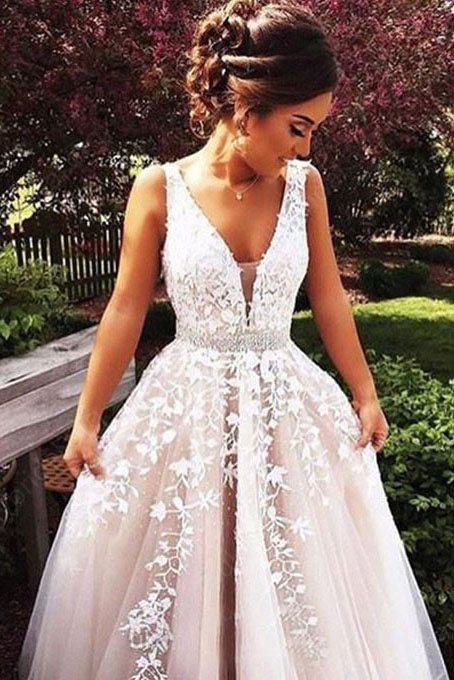 LunssCouture's tweet photo. Adorable Pearled White Lace Appliqued V-neck Pink Prom Dress 
#PinkDress #PinkPromDress #PromDress2023 #LacePromDresses #VNeckPromDress #LunssDresses
https://t.co/NZjt6V9HZk https://t.co/qdLdvAcuT6