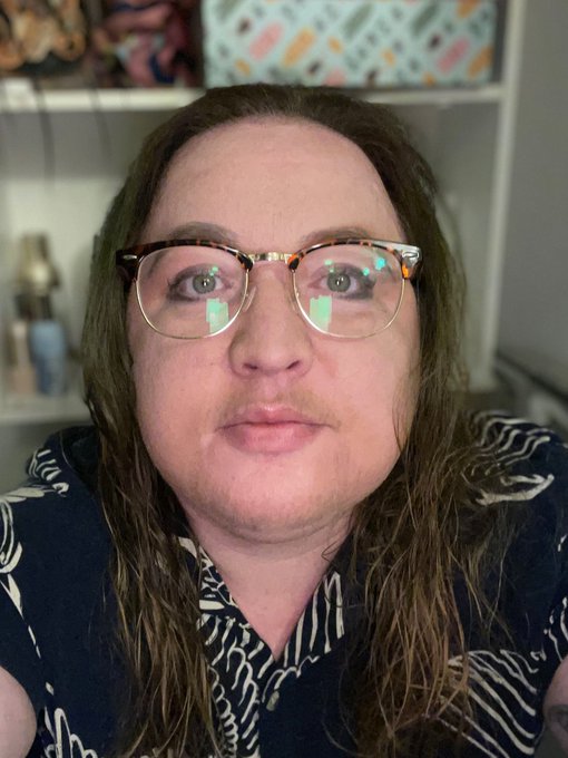 Gender is my bitch #trans #femmeFTM #transmasc https://t.co/K6EHh1Bc5f<a href="/tag/trans"class="tags">#trans</a><a href="/tag/femmeftm"class="tags">#femmeFTM</a><a href="/tag/transmasc"class="tags">#transmasc</a>