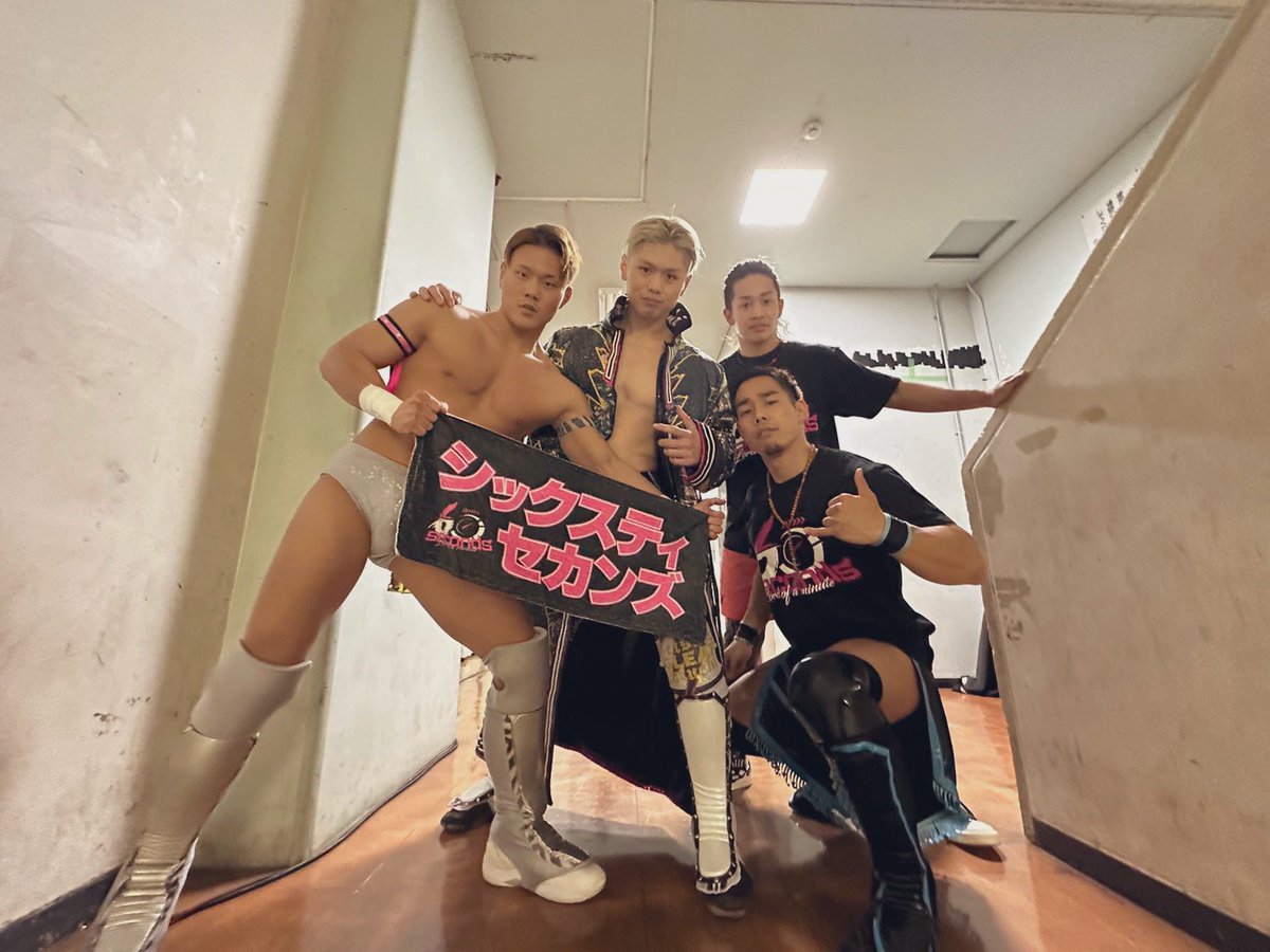 tetsuyaizuchi's tweet photo. おはようございます!
オレの1番の仲間は
#60seconds のメンバー。
#GRRO の中心に這い上がるからね
#この後12時よりお知らせです
#GLEAT https://t.co/5N6j4LJJuN