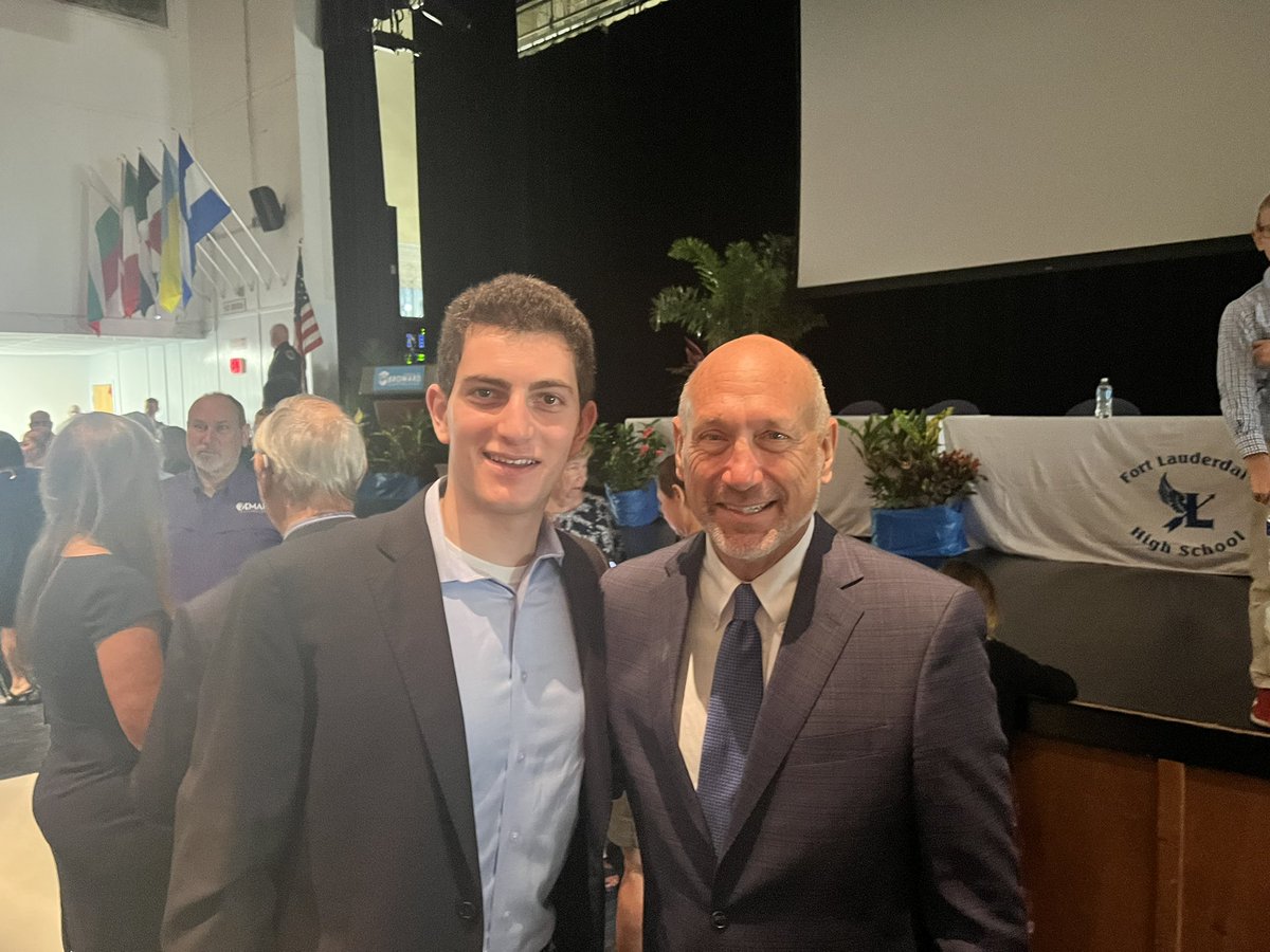 Yesterday, I was honored to see my friend, Allen Zeman, get sworn into the Broward School Board. 

Allen is the epitome of servant leadership, and I can’t wait to see what he does for the people of Broward. #browardcounty #FlaPol #Election2022
