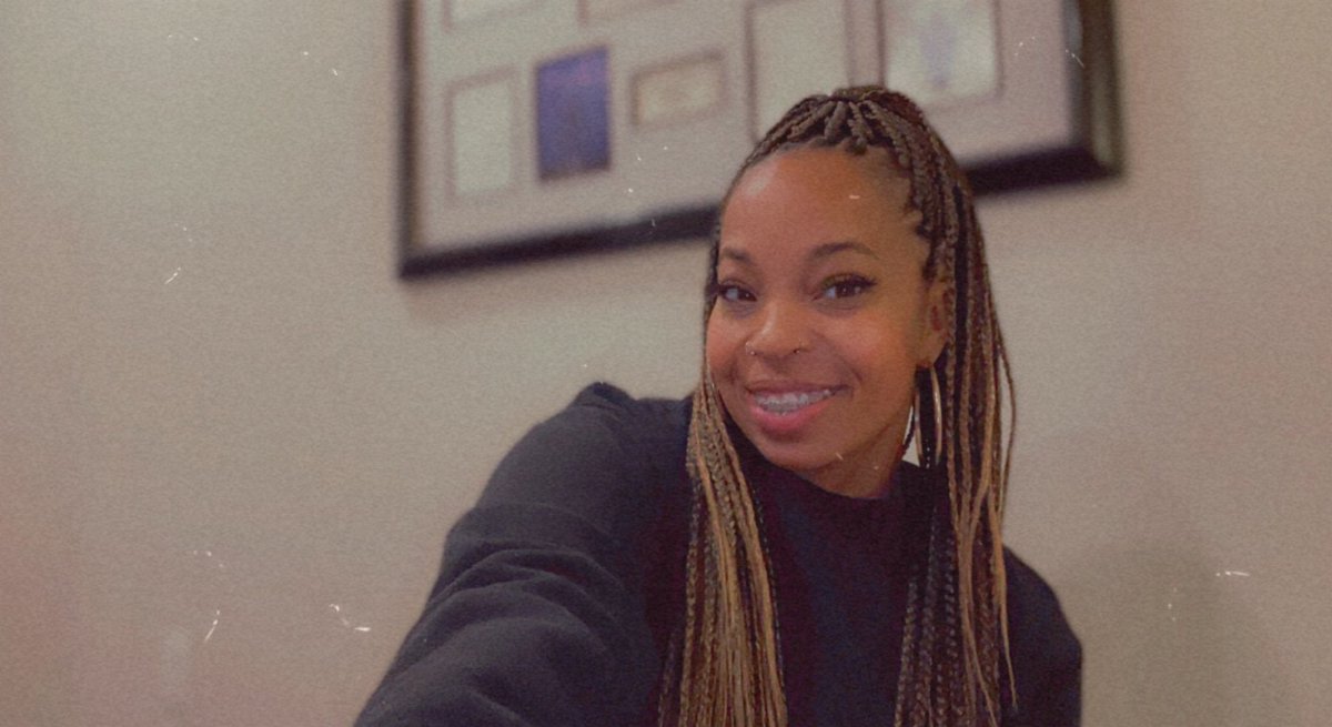 therealjihanj's tweet photo. โA simple smile. Thatโs the start of opening your heart and being compassionate to others. โ ~ Dalai Lama
#smile
#happiness
#selflove
#Jihanj
#loveyourself
#blackwomenintech
#blackwomenphds
#beatbotics https://t.co/jJRqJFMU7H