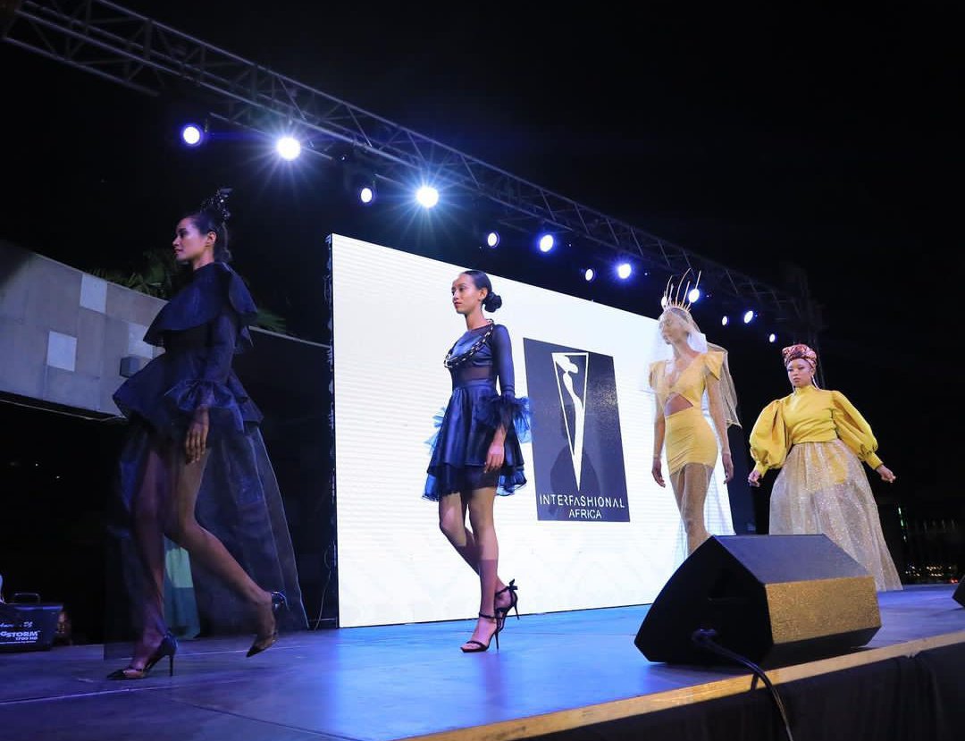 ReceptionAfrica's tweet photo. Africa Fashion Reception 2022 came and went. But the memories linger. @interfashional_africa representing Zambia displayed an exclusive collection that wowed the audience from across the continent and beyond.
#afr22 #afr #africanfashion https://t.co/kbfmF5HGv8
