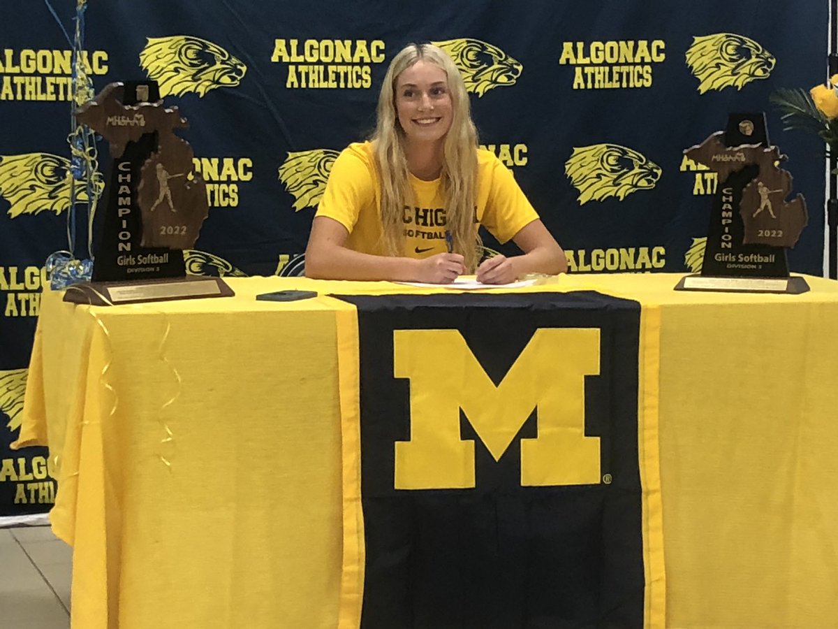 Algonac Varsity Softball tweet media