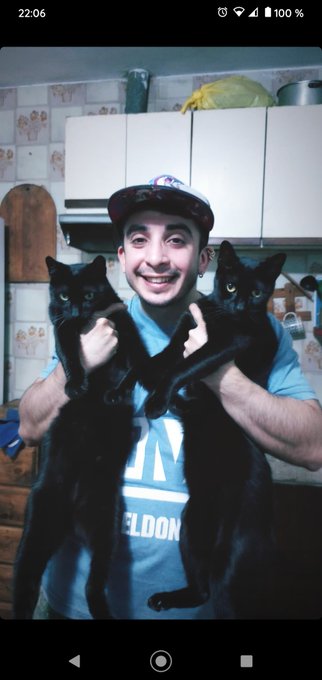 Amo a mis mellizos 💜 https://t.co/YRlqluwsxd<a href="/tag/atomicheart"class="tags"><span>#atomicheart</span></a>