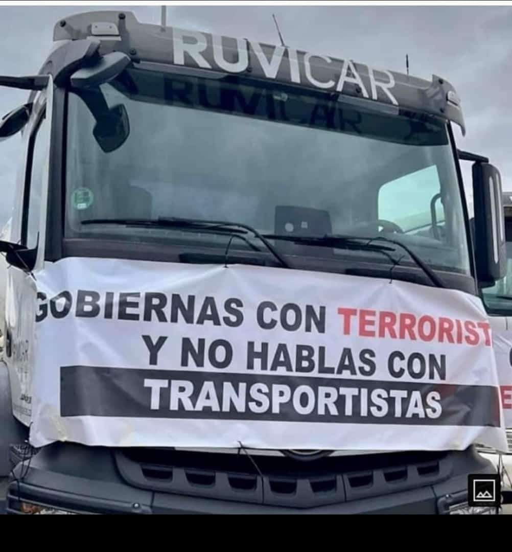 fedecamChile's tweet photo. Desde el Centro Sur TODO EL APOYO COLEGAS  @fuerzanorteofi https://t.co/BlZmOeF922