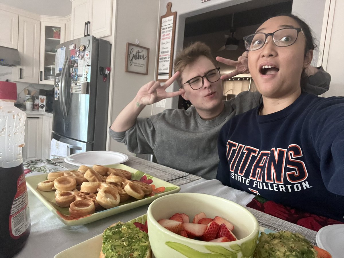 DasGood_cp's tweet photo. In the Bay with my Bae 🥰🤪 We made breakfast together this morning https://t.co/ZsyDowN8MV