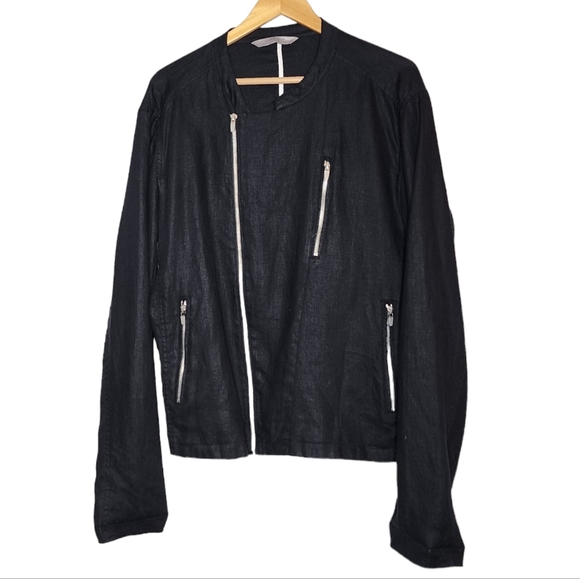 TerrellBacon4's tweet photo. So good I had to share! Check out all the items I'm loving on @Poshmarkapp #poshmark #fashion #style #shopmycloset #ragbone #bugatchi #zara: https://t.co/mZdrwasUZn https://t.co/0BvbBXH34u