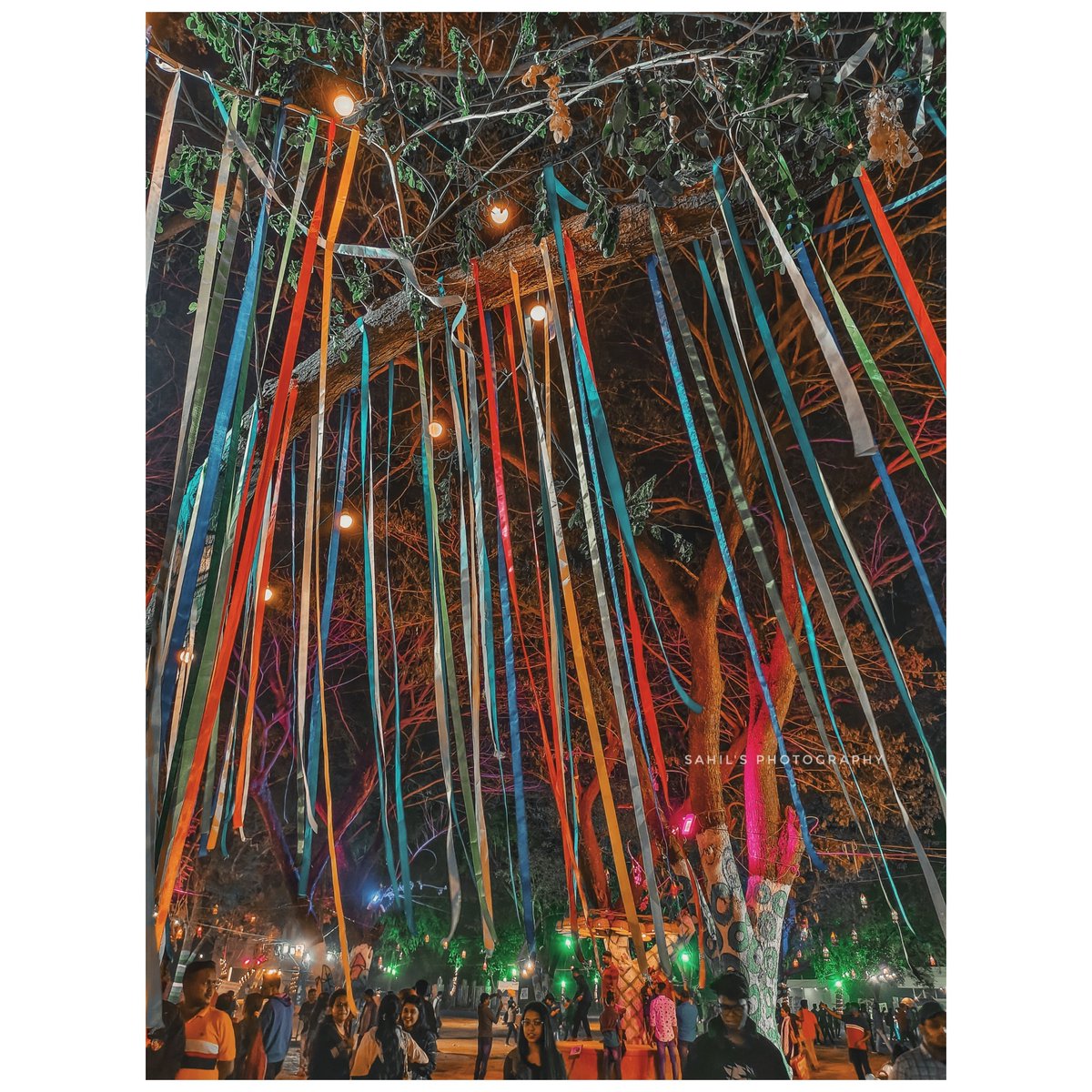 Sahilkumar0606's tweet photo. BALIJATRA 2022 ❤️✨
#balijatra2022 #Cuttack #Odisha #Biggestfair #mobilclick #editing https://t.co/q3T0nK5KnD