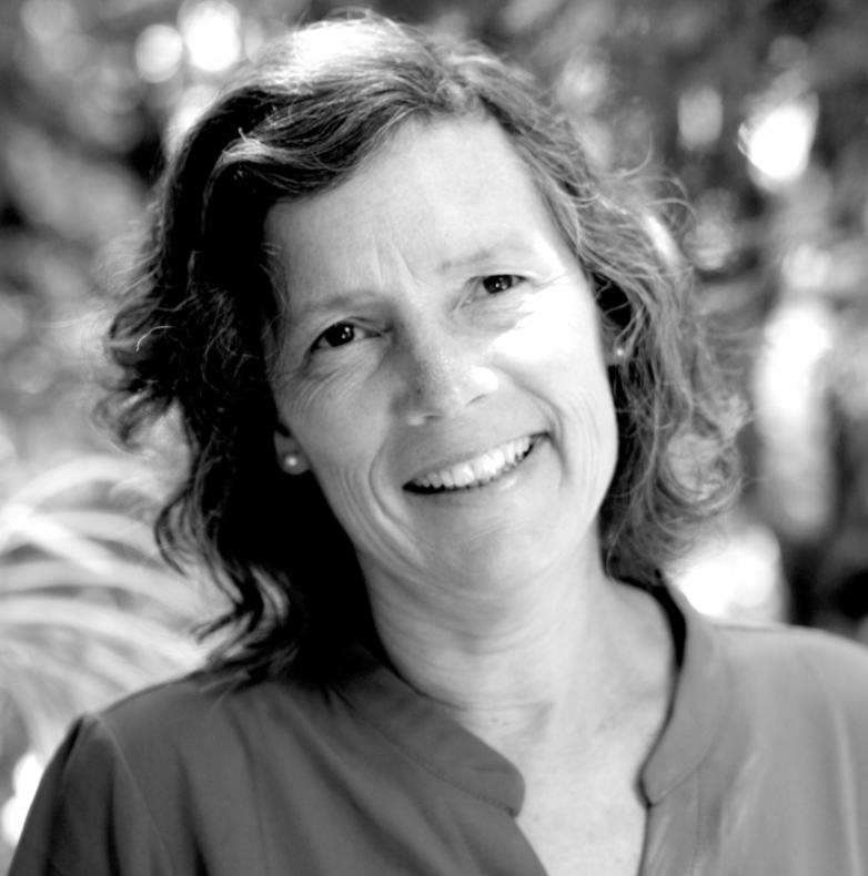 UOPsych's tweet photo. After 35 years at the University of Oregon, Dr. Jennifer Freyd has retired. To join the celebration of Freyd's incredible work, come to the University of Oregon Crater Lake Rooms of the Erb Memorial Union on December 2nd from 3-5 p.m. For more details: https://t.co/P2mMrPoIiG https://t.co/bpKGEje8me