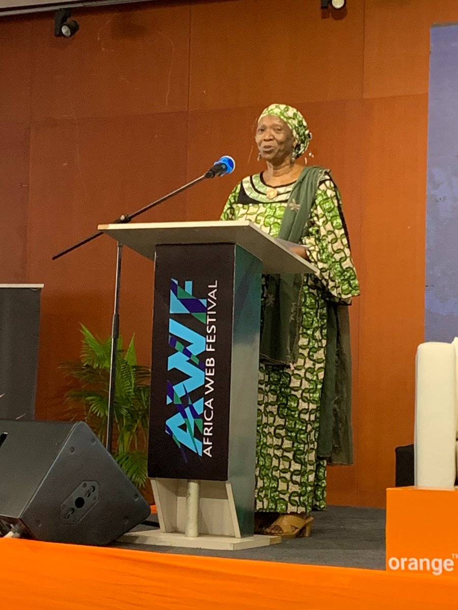 AndersonBlanc2's tweet photo. Portée par une grande dame @msydiawara le @africawebfest le plus grand rassemblement numérique d'Afrique francophone, le numérique n'est plus "une affaire de garçons" Un plaisir d'avoir participé à la cérémonie d'ouverture #AWF #FemmesSTIM #Inclusion #DiversitéNumérique #CIV225 https://t.co/t2AlRMNMqe