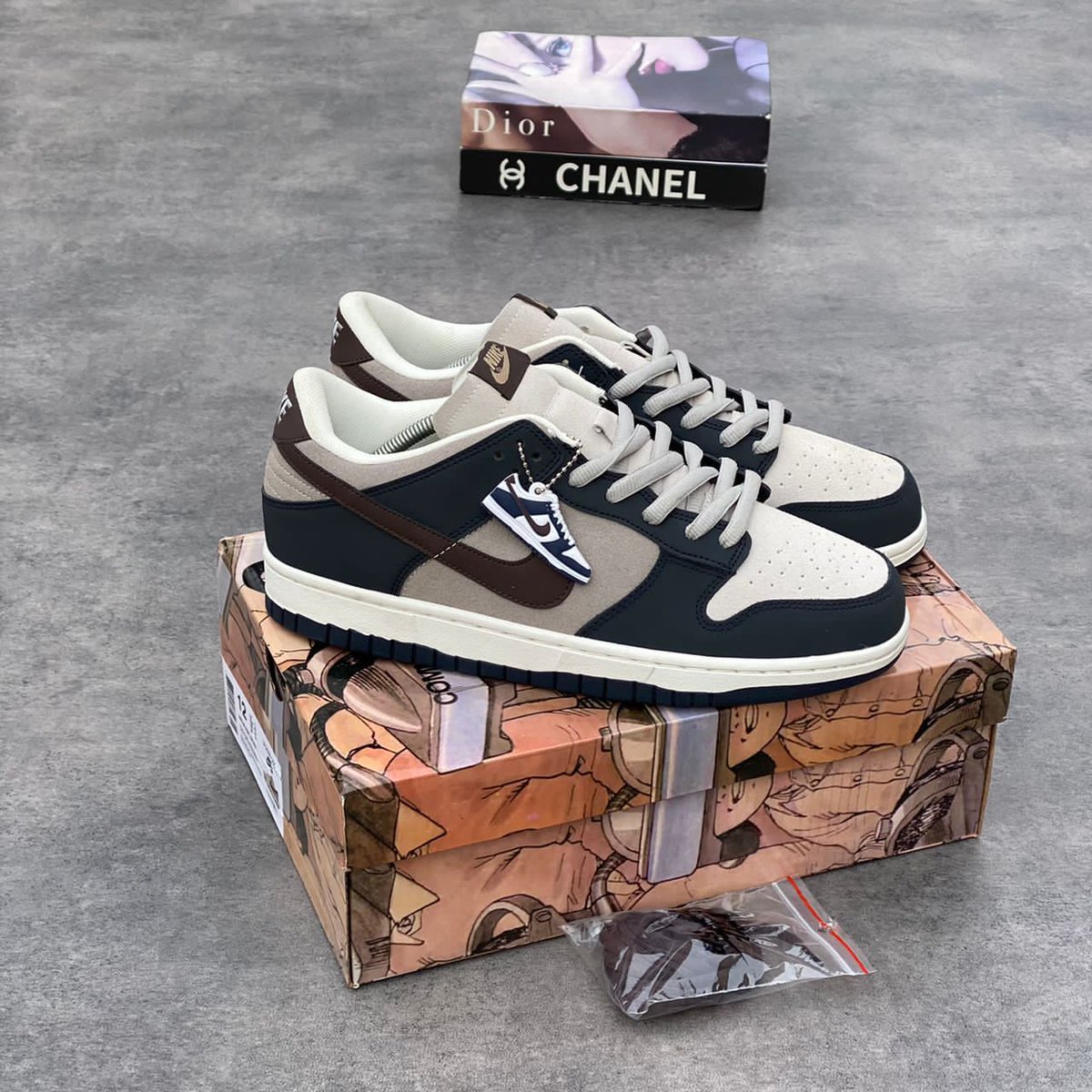 sanni_ot's tweet photo. This or that?

Frame 1: size 40-45 #30,000
Frame 2: size 40-45 #38,000
Order via:
WhatsApp: https://t.co/MllrF4YzG0
Or
Send a dm https://t.co/3wu1l6Pbx0