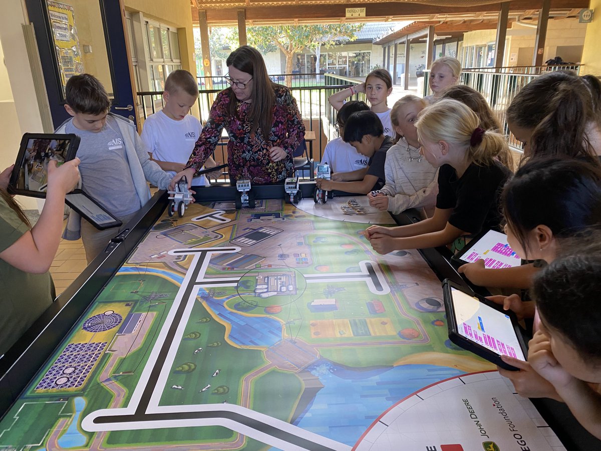 Orlee Medalion tweet media