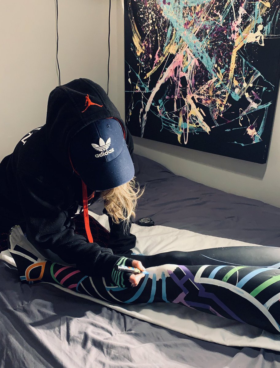 The secret weapon that guarantees success in any endeavor is laser sharp focus. 🔥 #mim #artwork