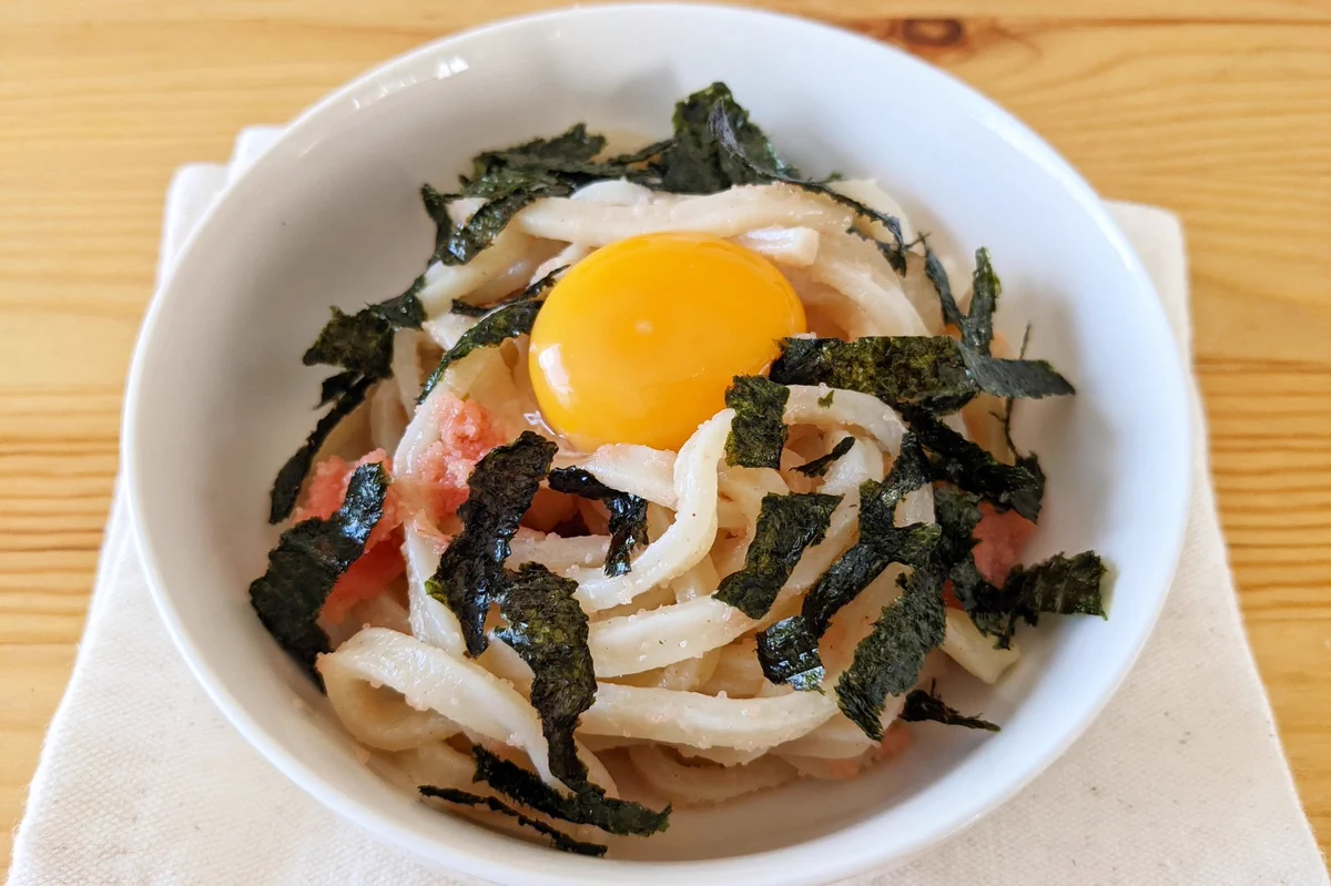 たらこの塩気がちょうど良い！ツルッと美味しい「たらこ油うどん」。