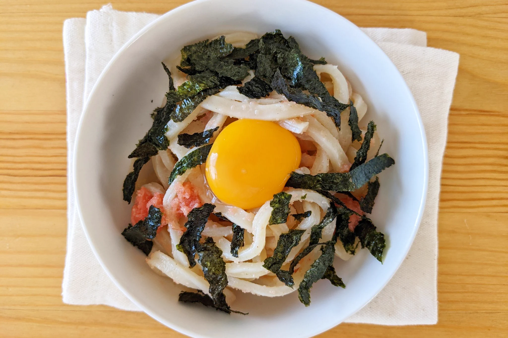 たらこの塩気がちょうど良い！ツルッと美味しい「たらこ油うどん」。