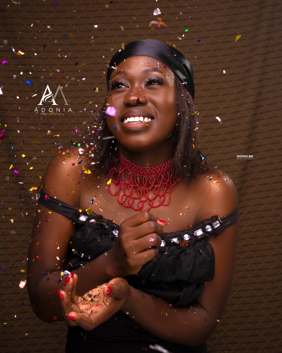 AdoniaMakeup's tweet photo. Melanin Scorpio Queen👸 Happy Birthday @rita_alobo 
.
MUA: @Beckie_Adonia69 
 
📸: @donscar_photography 
.
#glowingskin #256melnin #ugandanmade #glow #basis #naturalskincare #naturalskincareproducts #look #naturalskin https://t.co/nGSxDTARPO