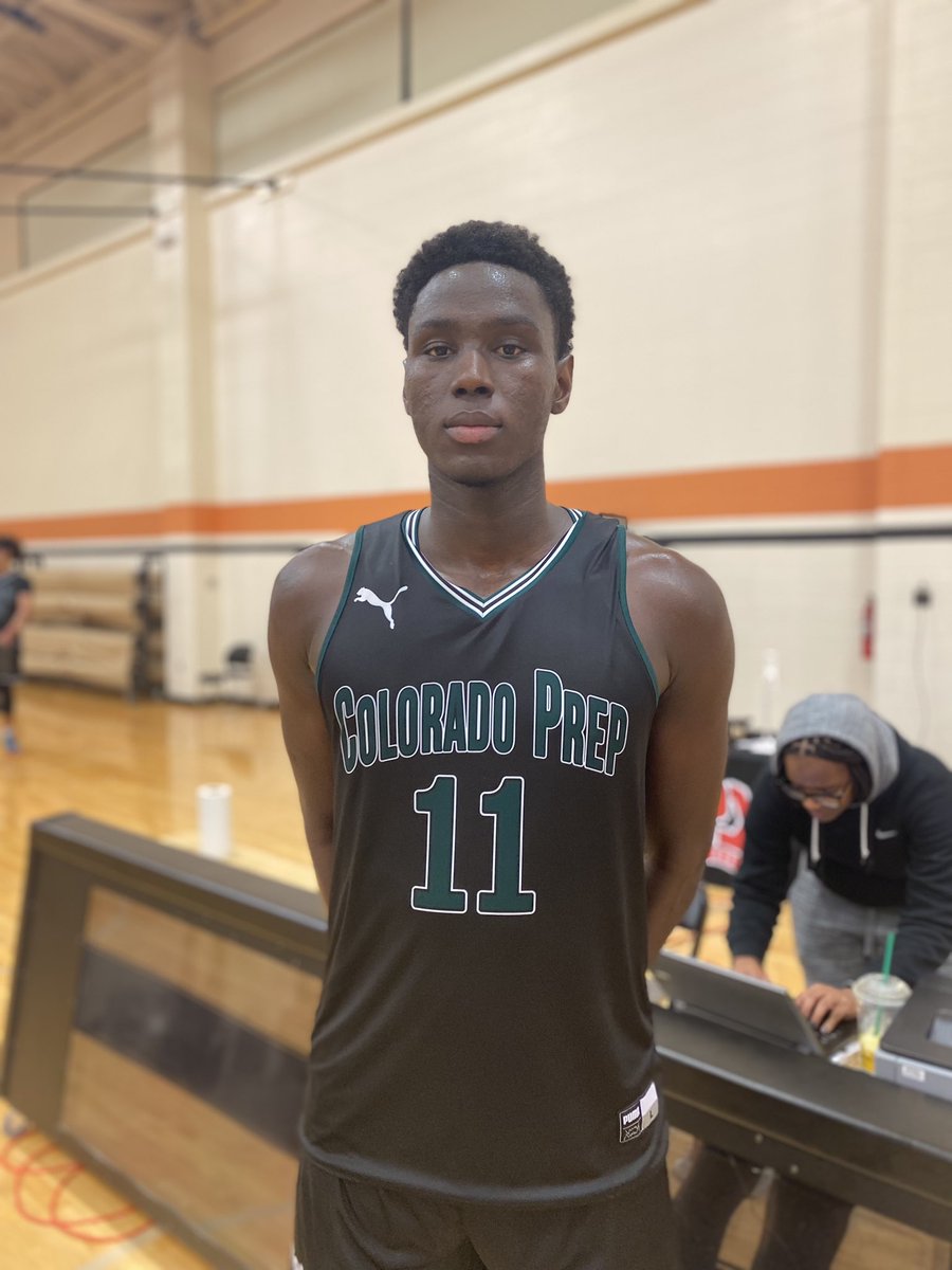 chrishynes3_'s tweet photo. FINAL GAME #OTRThanksgiving
Colorado Prep takes down Spire 73-61! @ExposureOtr 

BAYE NDONGO! That’s the tweet. 31pts 12rebs! Perfect from the field 12/12! Elite touch. Springy athlete! Length to finish over the top / protect the rim. Patience in the backdown game. Nice stroke. https://t.co/vRT8qbYdVx