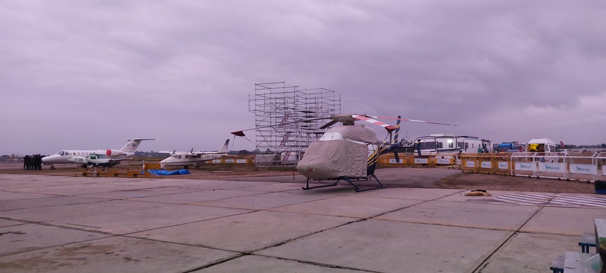 Thiru_Gowda4's tweet photo. #PathuThala shooting spot #Atman #SilambarasanTR #PathuThalaWrapsUp #str #Simbu Str is very humble hero given photos for all the Fans @SilambarasanTR_ https://t.co/d4XU0czfo0