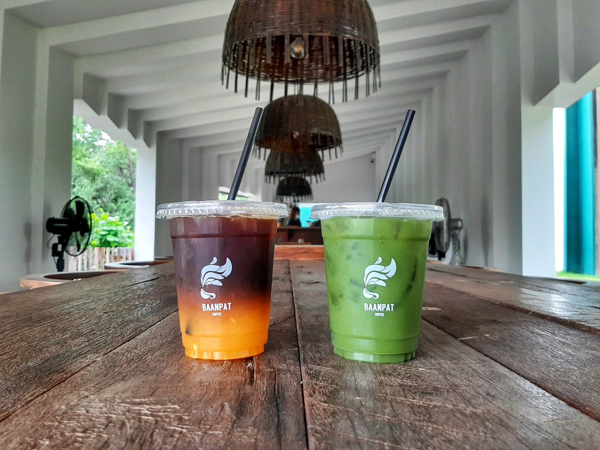 GinSiWaa's tweet photo. Baanpat - บ้านพัฒก์  #ระยอง
ที่นี้เป็นคาเฟ่ และ ยิมแบด
ตัวร้านเป็นสไตล์มินิมอล เรียบง่าย
บรรยากาศร้านจะเน้นวิวธรรมชาติ🌱
แค่นั่งมองวิว ก็ให้ความรู้สึกผ่อนคลาย
⏰ 10:00 - 17:00 น. หยุดวันพุธ
📍 ถนนท่าบรรทุก อ.เมือง จ.ระยอง
Map https://t.co/v7qG18nZYe
@aroii @aroypaidaek @Kin24hrs https://t.co/ueu90H288G
