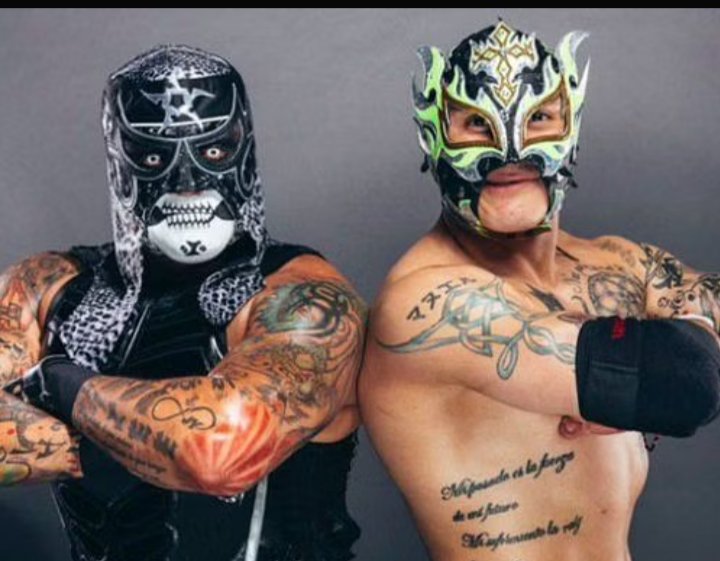 BEDMUSA's tweet image. Dream tag team match #LosGringosLocos #EddieGuerrero #LoveMachineArtBarr vs #ReyFenix #PentagonJr 🇺🇸