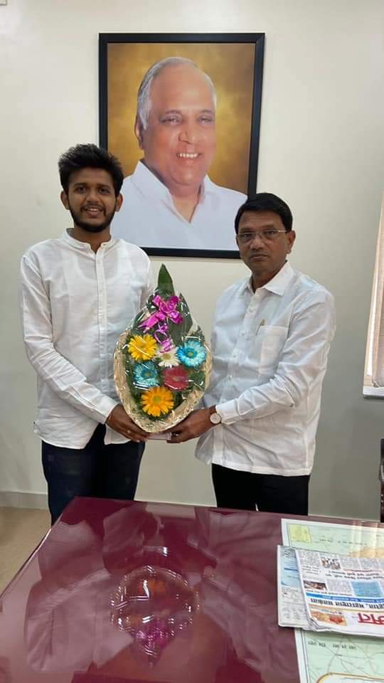 SRDspeaks's tweet photo. अहमदनगर जिल्हा परिषदेचे मा.उपाध्यक्ष, राष्ट्रवादी कॉंग्रेस पक्षाचे जिल्हाअध्यक्ष आदरणीय राजेंद्र तात्या फाळके साहेब यांना वाढदिवसाच्या हार्दिक शुभेच्छा !! @RajendraPhalke5 https://t.co/kpXzIDDAuB