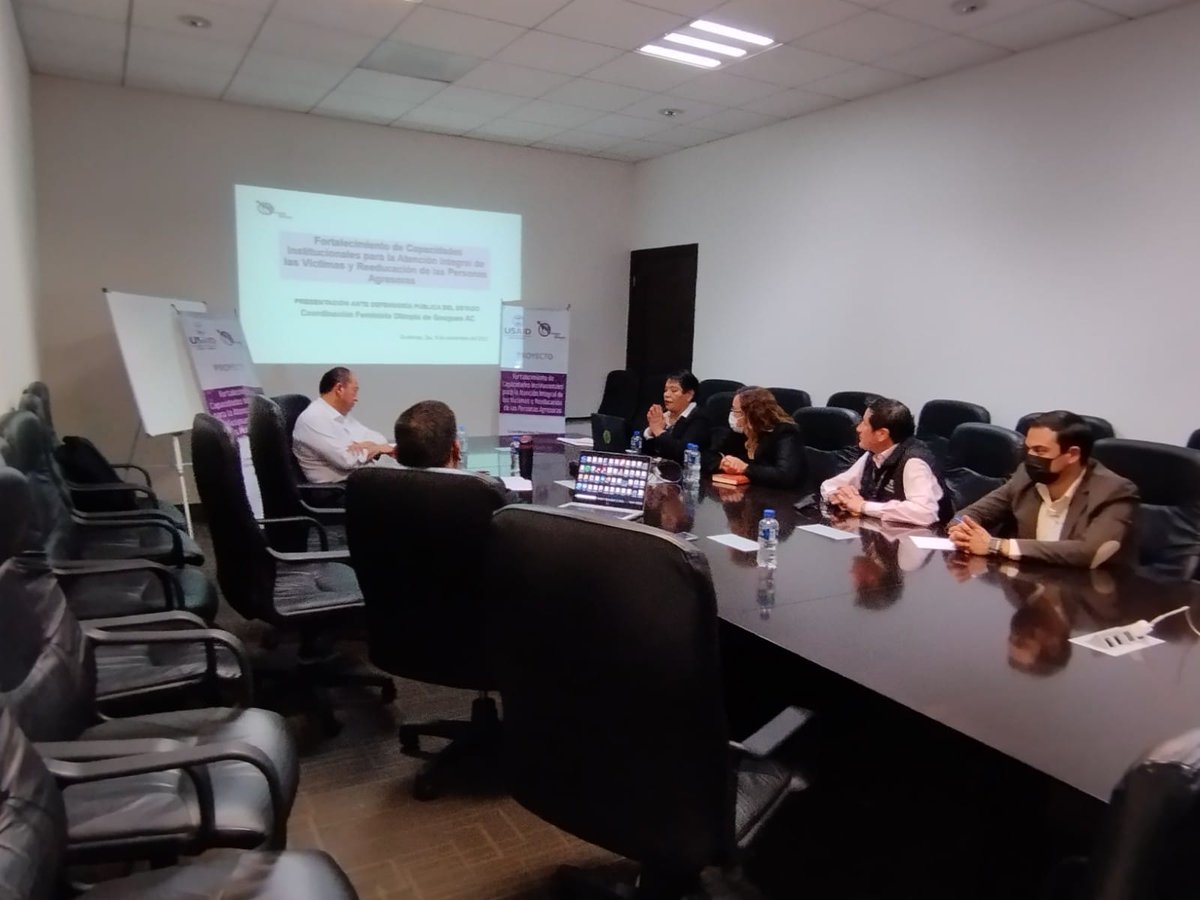 GougesAc's tweet image. Presentación del proyecto “Fortalecimiento de Capacidades Institucionales para la Atención Integral de las Víctimas y reeducación de las Personas Agresoras” ante autoridades del Instituto de la Defensoría Pública del Estado de Zacatecas.