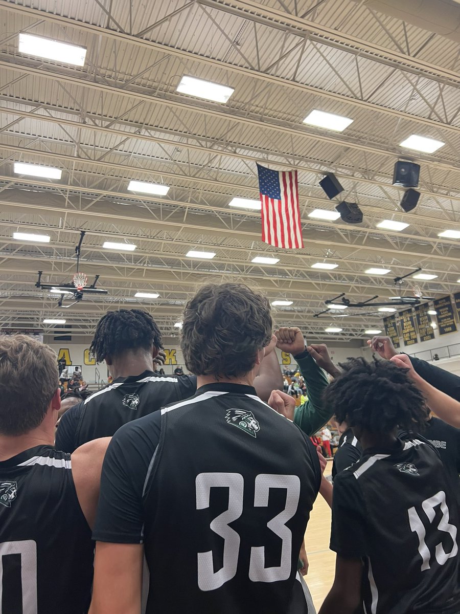 PastorBrettJ's tweet photo. Something special about this group! #Family #ALLIN #Resilient #Commit2theG #Warriors https://t.co/5cVUYiEIGd