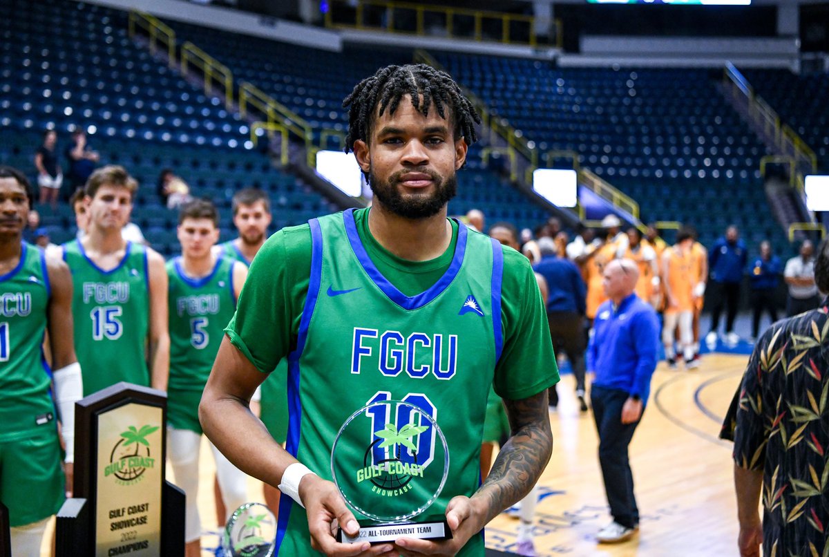 FGCU_MBB's tweet photo. 2022 Gulf Coast Showcase All-Tournament Team

✔️ Isaiah Thompson (MVP)
✔️ Zach Anderson

#DunkCity | #Attitude | #FGCU https://t.co/tUFHHzsmKZ