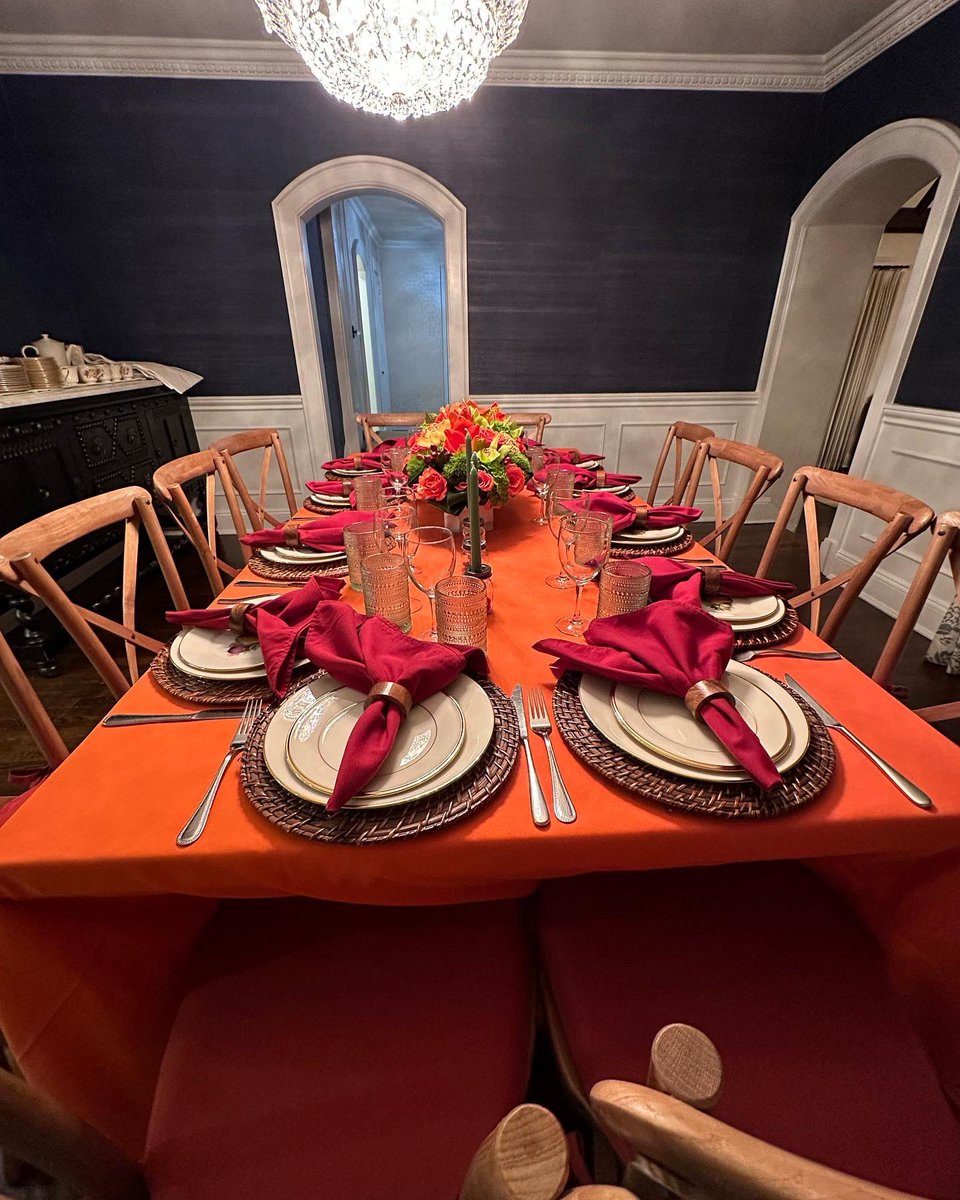 NYGoodEvents's tweet photo. Very intimate warm #thanksgiving preset, to complement the occasion. #Simplicity. 

𝙉𝙔🍸𝙂𝙤𝙤𝙙 𝙀𝙫𝙚𝙣𝙩𝙨, 𝙈𝙖𝙠𝙞𝙣𝙜 𝙀𝙫𝙚𝙧𝙮 𝙀𝙫𝙚𝙣𝙩, 𝘼 𝓖𝕠𝕠𝕕🍸𝓔𝕧𝕖𝕟𝕥. 

#nygoodevents #goodevents🍸#hospitalityhustler 🫡 #passionmakesaperfectplanner 
@elitetentpartyrental https://t.co/GmfRDHKBpD
