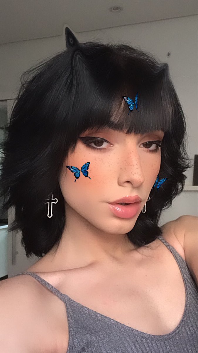 vvenusbabe's tweet photo. vsf eu fico mto gata de cabelo preto https://t.co/bYNBceHuPc