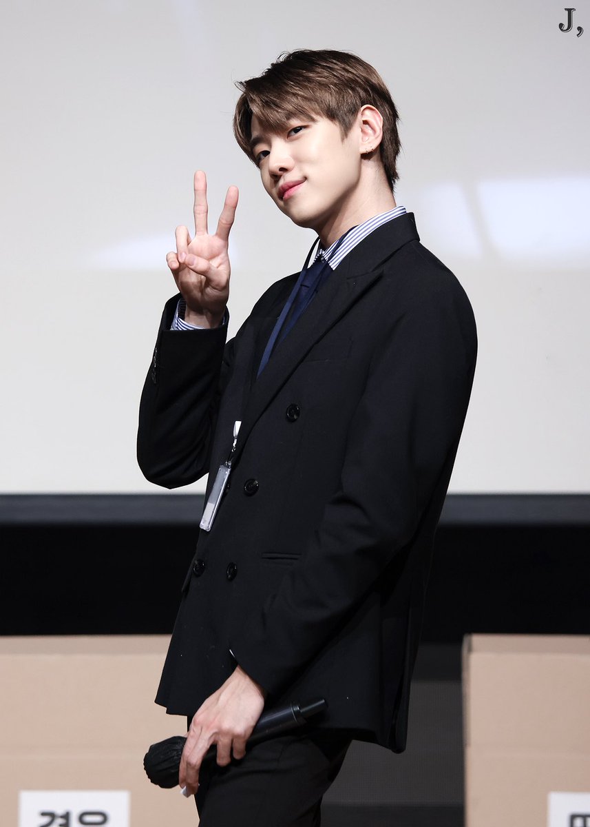 J_comma's tweet photo. 221119 위드뮤 대면 HQ (7)

#재찬 #JAECHAN #DKZ https://t.co/Us9pFhsZZy