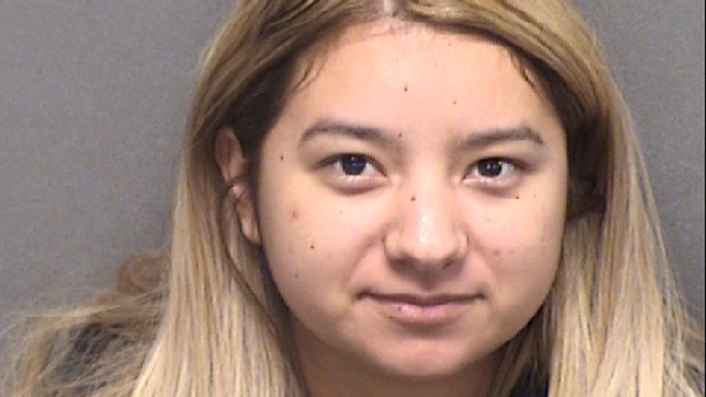 KATVNews's tweet photo. A 23-year-old #Texas woman was arrested for breaking into her boyfriend's house and setting it on fire, according to authorities. She had #FaceTimed her boyfriend when another woman -- a relative of the man's -- answered his phone. https://t.co/n9O7zqVUtc https://t.co/esDD6elgyI