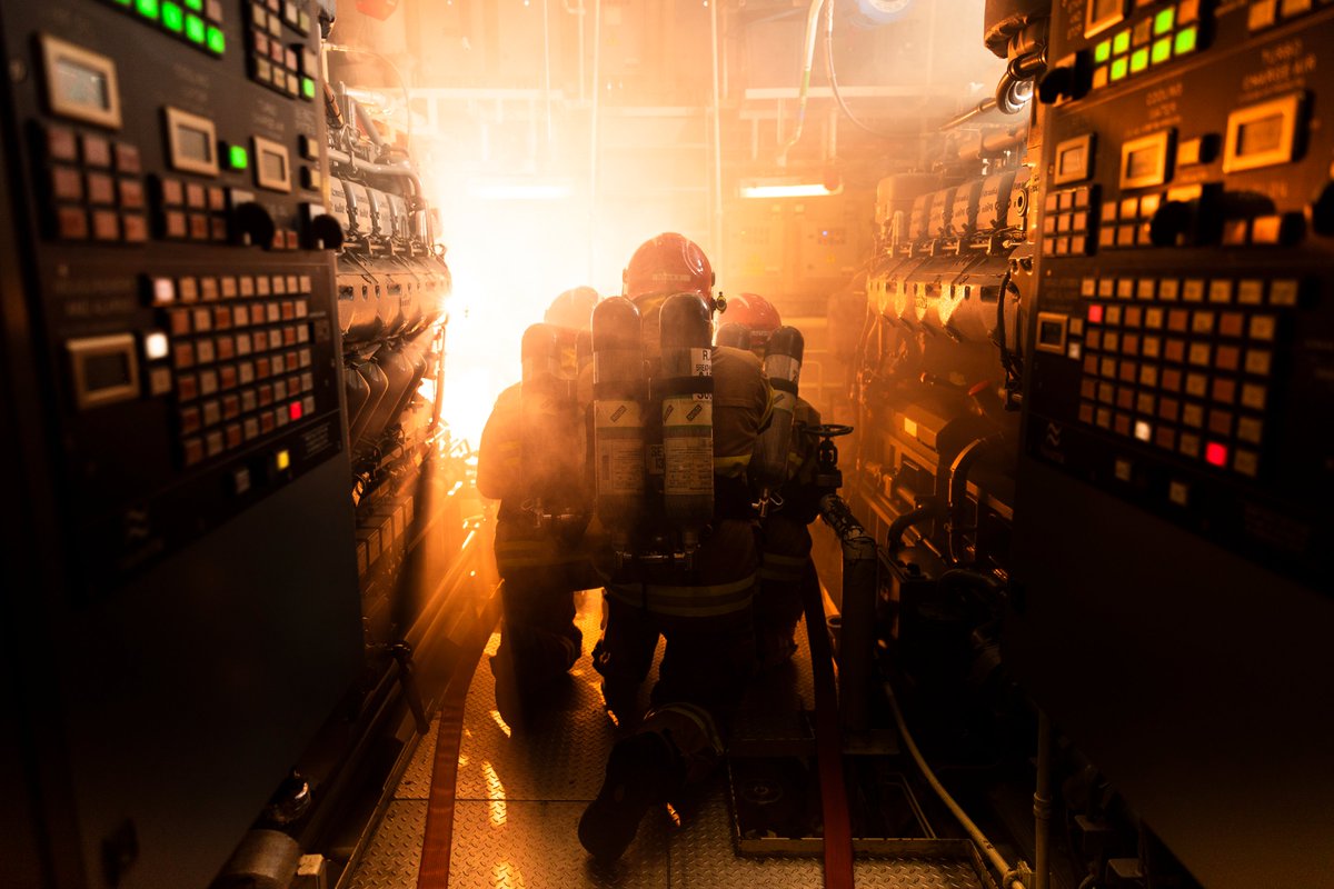 Train like you fight. Fight like you train. Ship’s company in #HMASHobart are tested through a series of damage control exercises during a regional presence deployment in North East Asia.

#WorkingNavy #YourADF