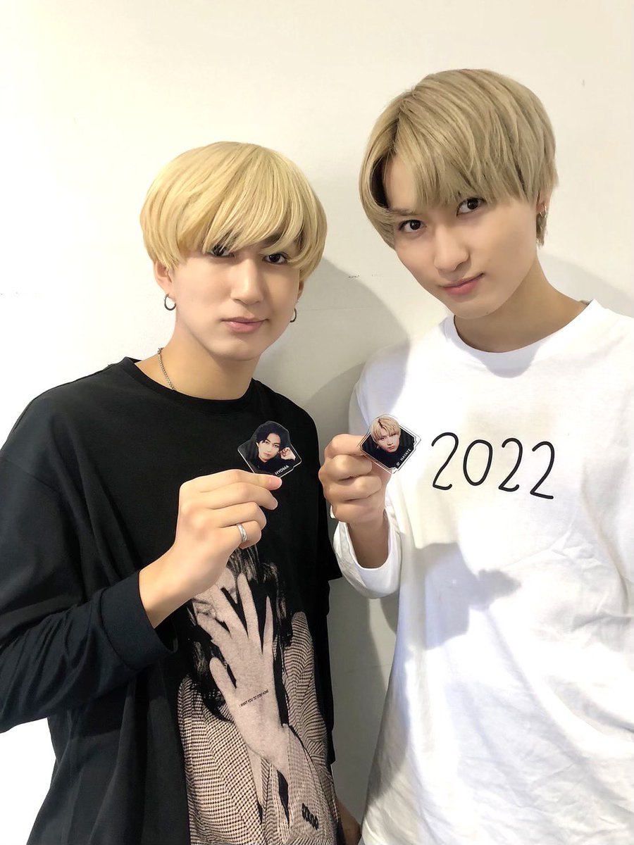 SDE_STARDUSTBIN's tweet image. 🐉SUPER★DRAGON🐉

SUPER★DRAGON LUCKY BAG 2022
　　　ランダムアクリルバッジ
　　　生写真セット～第31弾～
                ⋱ 絶賛販売中❕ ⋰

残りわずかの商品もございますので、
お買い逃しのないようご利用ください😼✨✨

store.plusmember.jp/stardustch/pro…

#スパドラ