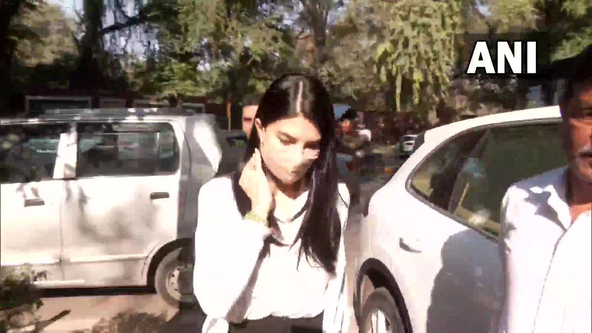 ANI on Twitter "Jacqueline Fernandez arrives at Patiala House Court in