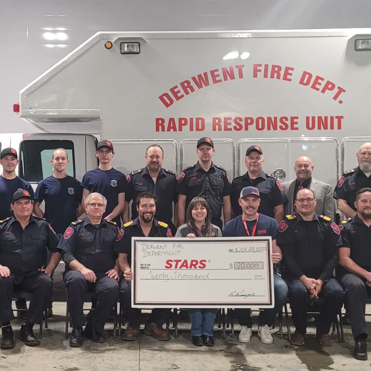 AbDerwent's tweet photo. we were extremely excited to pass on a cheque for $20,000.00 to @STARSambulance for our #Growingforstars fundraiser. https://t.co/s4KrnOBgmC