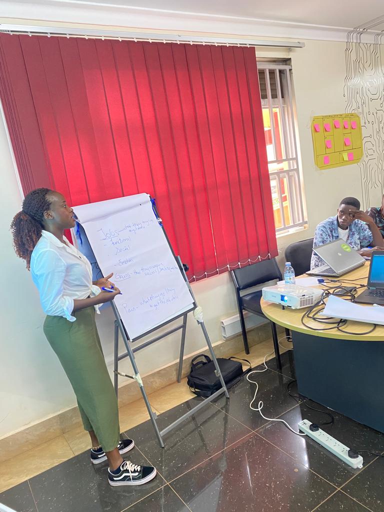 MUBS_Entreship's tweet photo. Happening now: 
Mentor check-in:
#EIIC_StartupGarage Incubation session.
Computer lab. https://t.co/dtswU3w72E