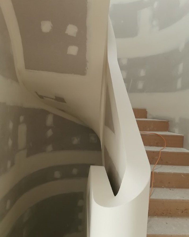 CleanPlaster's tweet photo. Just needs a sand at the Brighton mansion 

#cleanplaster #distinctlydifferent #plaster #squareset #brightonproject #cleanplasterbrighton #builder #design  #cleanplastermelbourne #curvedwalls 
#siniat #awci #awardwinningplasterers #victoria #awcivic #turningplasterintowow https://t.co/tQdrgXLFO7