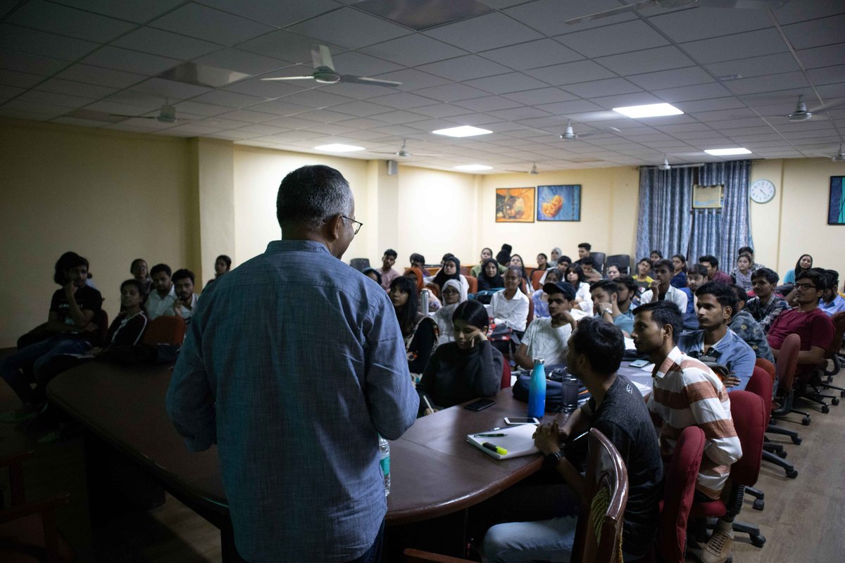ccsindia's tweet photo. This month our #team and @SouthasiaSFL conducted introductory #sessions on Public Choice Economics and Institutions with the #students of the Faculty of Law, @jmiu_official.
Learn more about #publicpolicy from our upcoming #epolicy course here: https://t.co/NWuLxpWtdN https://t.co/cGArNQZKd5