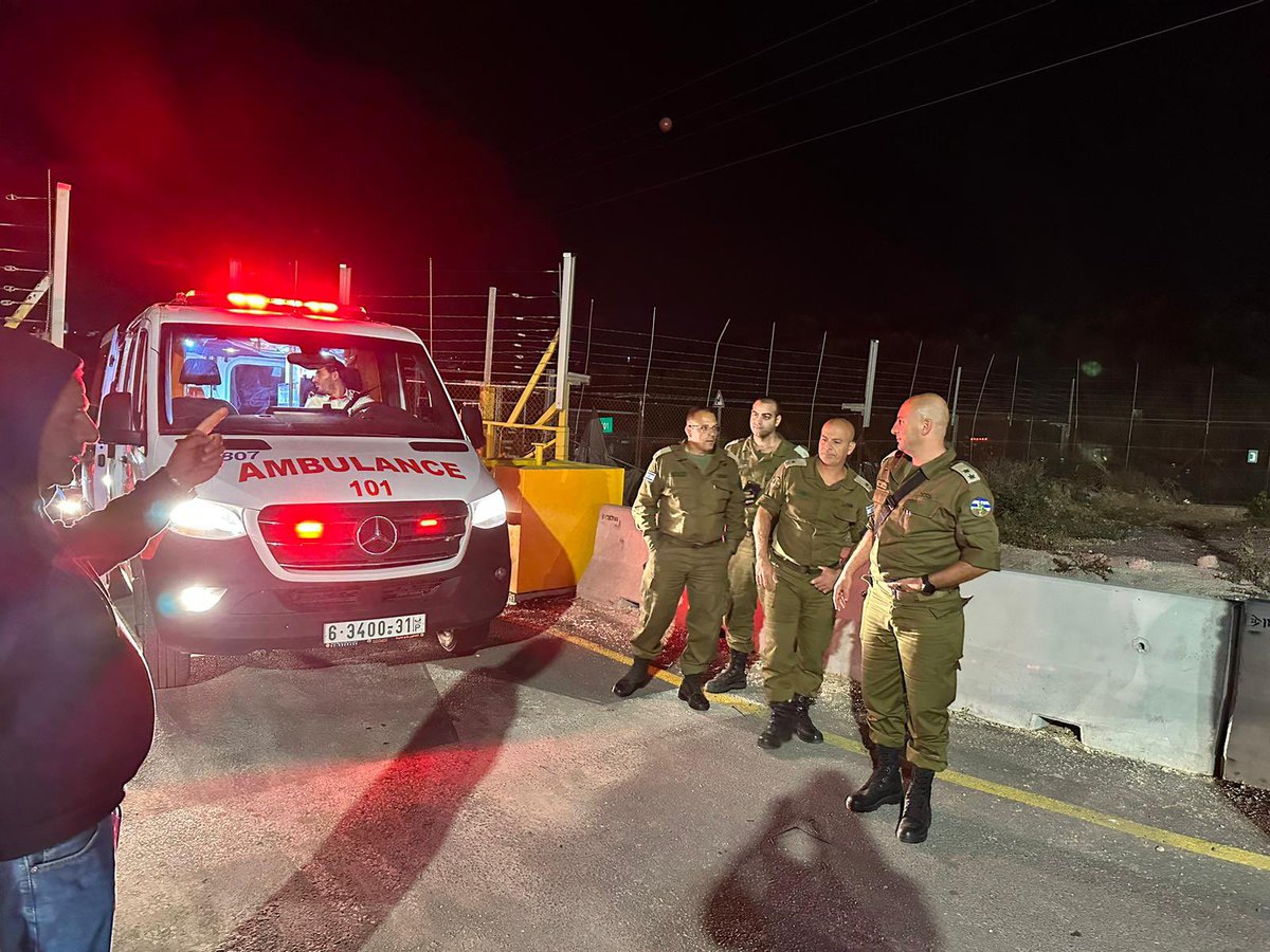 hzf267's tweet photo. בוקר דרוזי.

לאחר מאמצים רבים של כוחות הביטחון, גופתו של תיראן פרו ז״ל הוחזרה לישראל והועברה למשפחתו. תודה רבה לכל גוף שתמך ועזר מקרוב ומרחוק, תודה לכוחות הביטחון ותודה גדולה לדרוזים האלופים.

טיראן, שהיה אמור לחגוג היום 18, בצער רב יובא למנוחות, יהי זכרו ברוך 🙏🏻💔🥀 https://t.co/YfLgMmG2S6