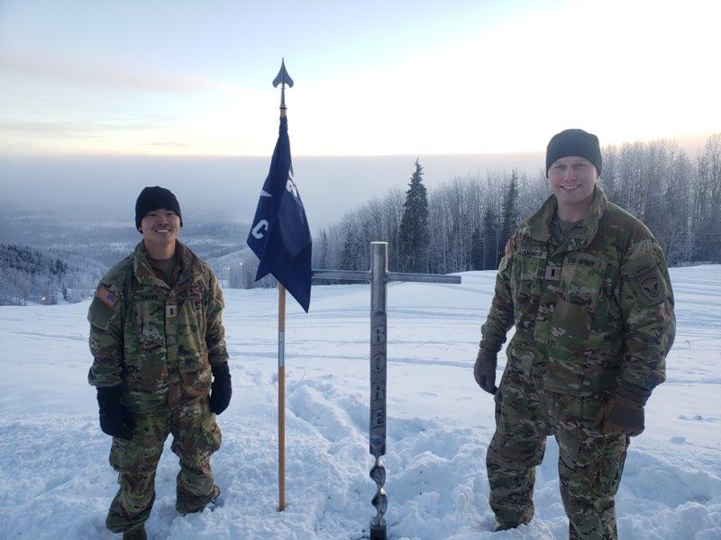 JEDoiron's tweet photo. It is always an honor to promote young officers to their next rank and I love that these two #GIMLETS leaders from Crusher choose to be promoted outside in the ski/training area. What a great way to head into a holiday weekend! 
@11thAirborneDiv @11thAbnCSM @brian_eifler https://t.co/IuH8MSQBhY