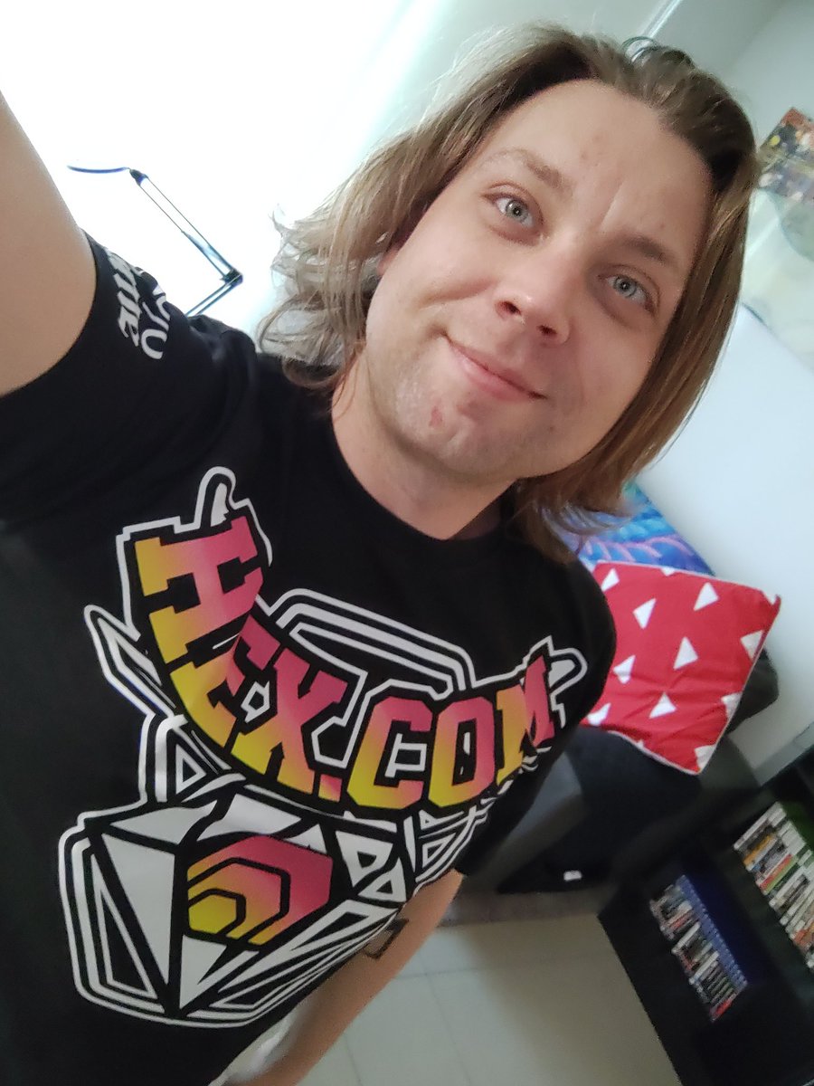 hexmac's tweet photo. These new @DS_Network_ #DiscourseSyndicate Tees are fucking straight fireeee!!!
Shoutout to @RG3_Pirate and @TheRealKNTX for making such dope merch. The quality on these tees are goddamn brilliant 🤌👌🔥🔥🔥☠️☠️☠️ https://t.co/kzLc087fZ8