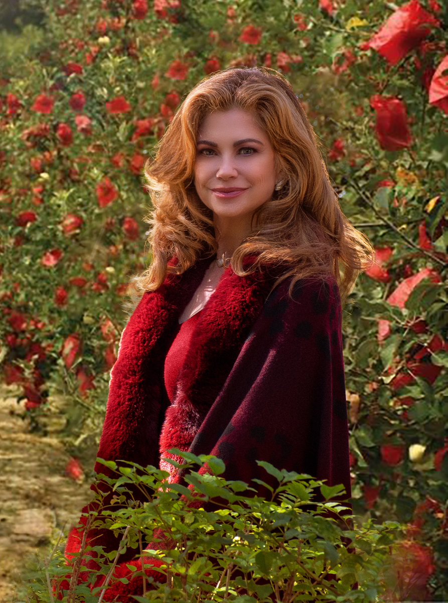 So grateful to God, Family &amp; Each of you this #Thanksgiving.  No matter our circumstances…we know that Faith, Family &amp; Friends are the greatest gifts.  Blessings to you Angels, on this holiday &amp; always. ❤️