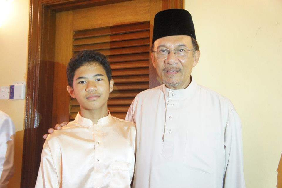 ALIFNAQ's tweet photo. Tahniah YAB Dato’ Seri Anwar Ibrahim @anwaribrahim, Perdana Menteri Malaysia Ke-10. Nak claim jugak 🤭 #fsv https://t.co/gmNT6rAoic